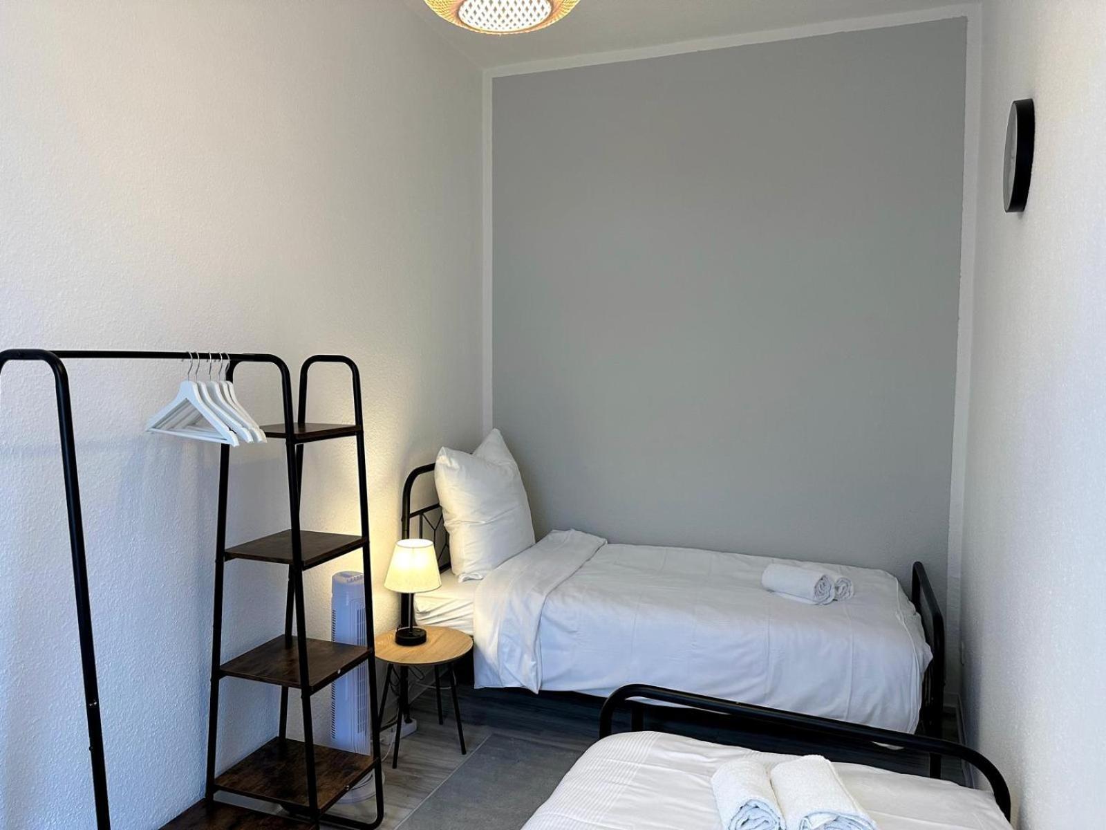 Raha Apartments - Grosses 3 Z-Apartment - Erdgeschoss - Domplatz - Vollausstattung Erfurt Ngoại thất bức ảnh